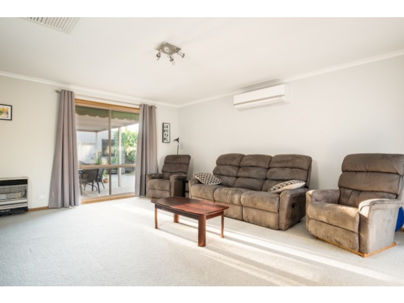 18 Helen Court, Mildura VIC 3500