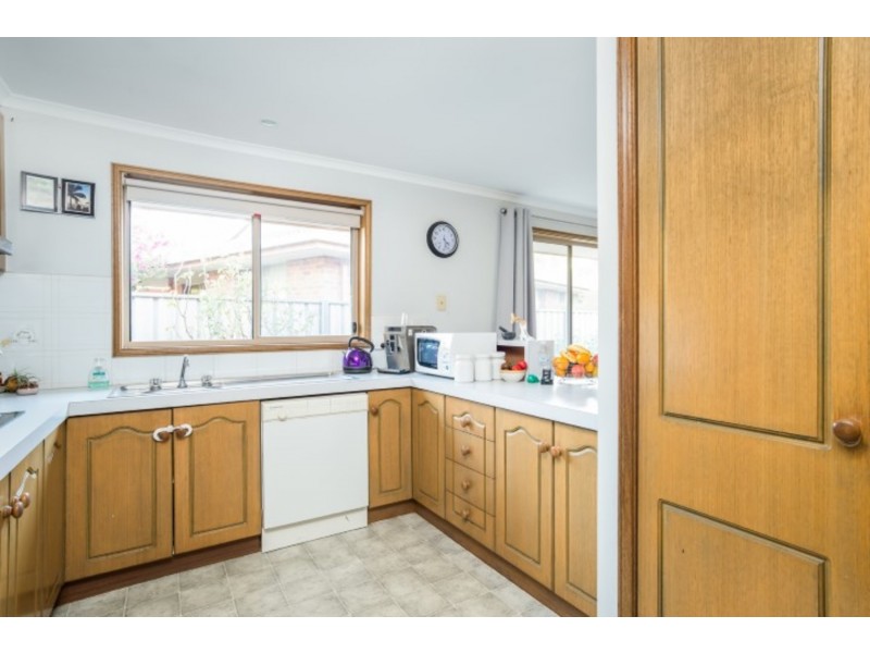 18 Helen Court, Mildura VIC 3500