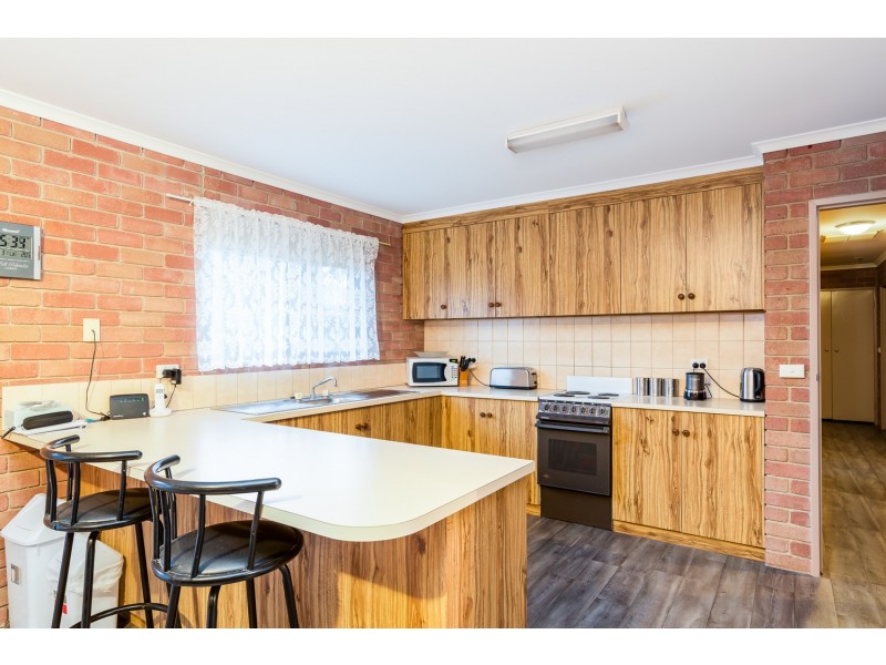 8 Hampton Court, Red Cliffs VIC 3496