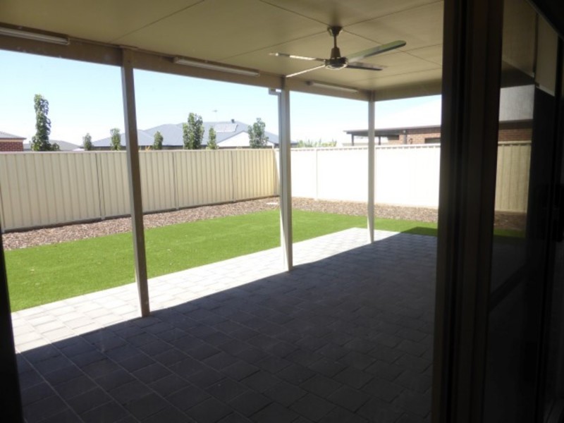 10 Eve Court, Mildura VIC 3500