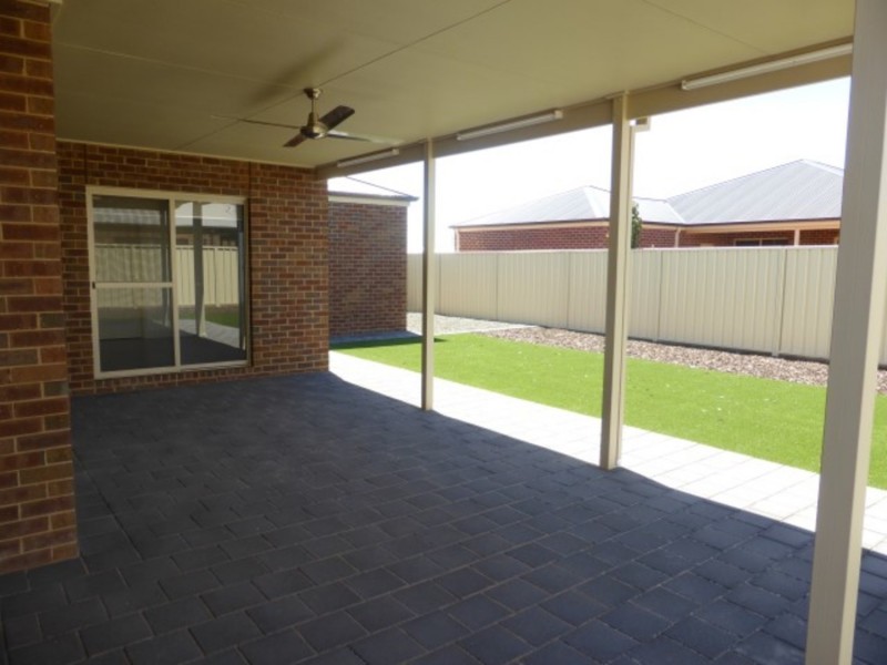 10 Eve Court, Mildura VIC 3500