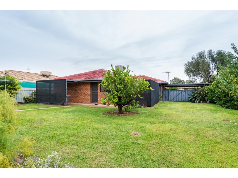 14 Semmens Crescent, Mildura VIC 3500