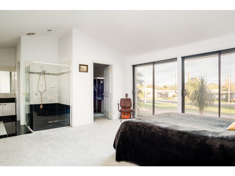 48 Wood Street, Gol Gol NSW 2738