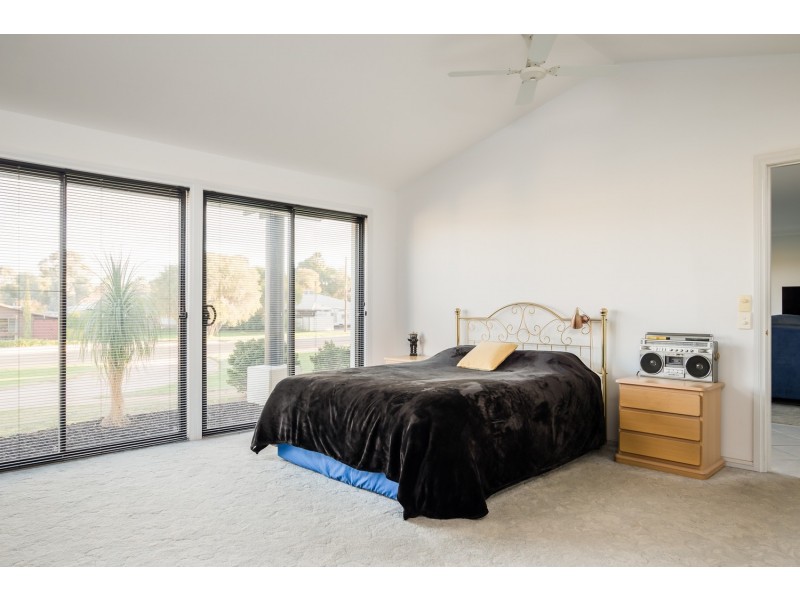 48 Wood Street, Gol Gol NSW 2738