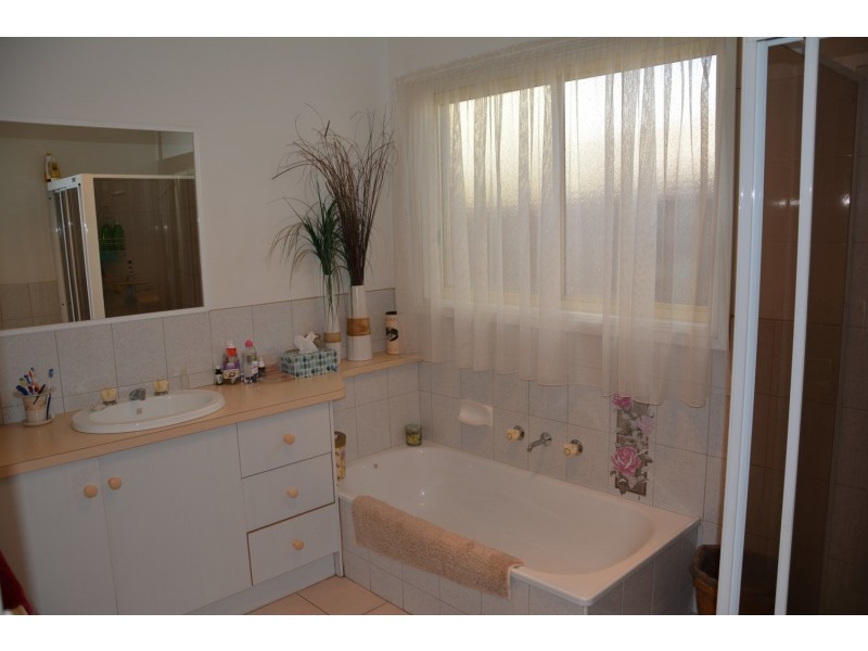 18 Curran Close, Mildura VIC 3500