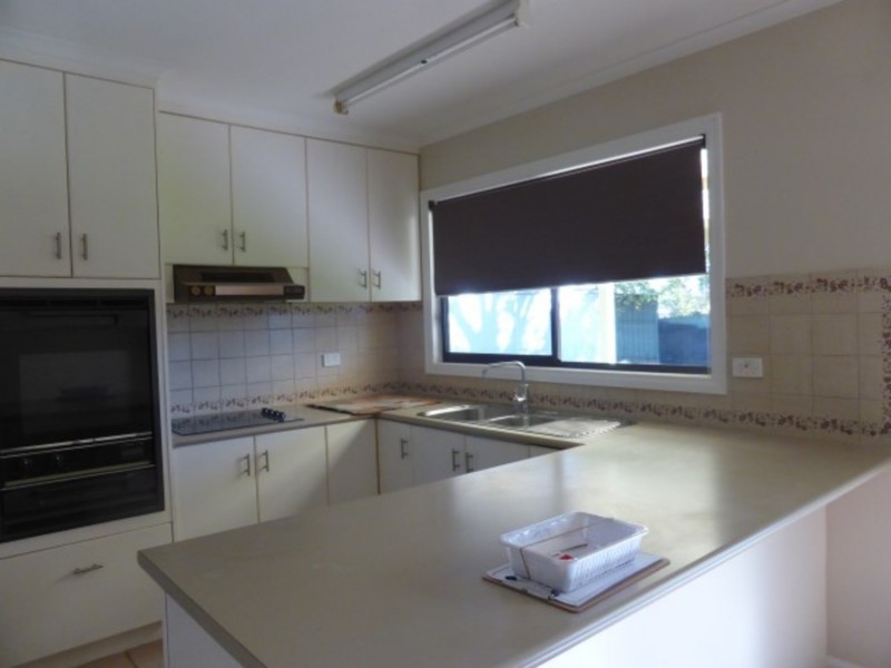 16 Elouera Drive, Irymple VIC 3498