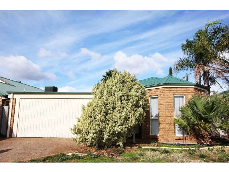 4 Eastwood Drive, Mildura VIC 3500