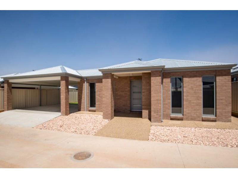 Lot 4/977 FIFTEENTH ST, Mildura VIC 3500