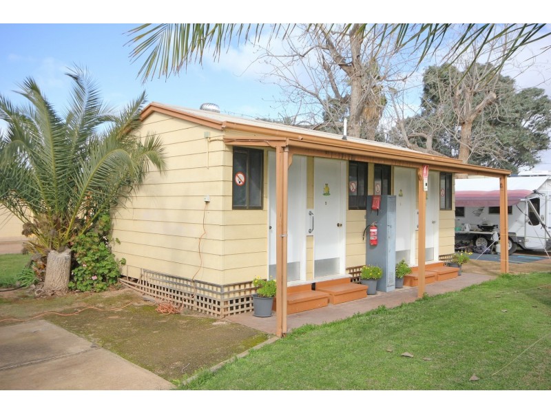 7 Cureton Avenue, Nichols Point VIC 3501