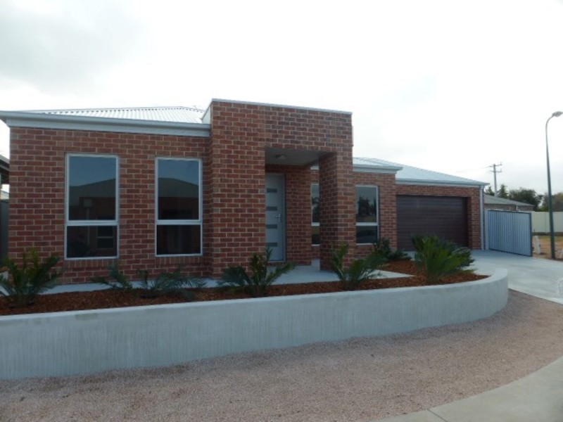 2/5 Phillipa Crescent, Mildura VIC 3500