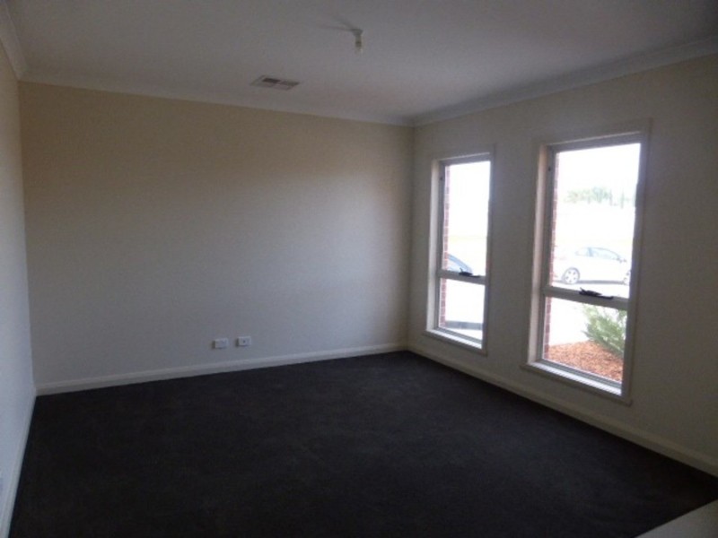 2/5 Phillipa Crescent, Mildura VIC 3500