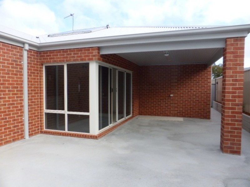 2/5 Phillipa Crescent, Mildura VIC 3500