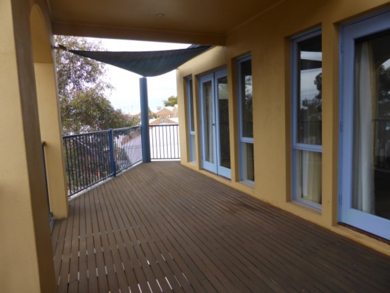 69 Cureton Avenue, Mildura VIC 3500