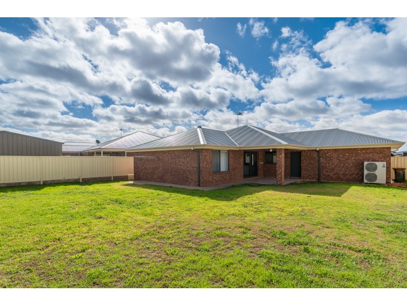 54 Montana Drive, Mildura VIC 3500