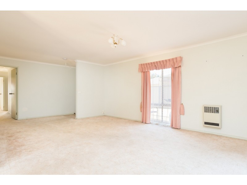 27 Batey Crescent, Mildura VIC 3500