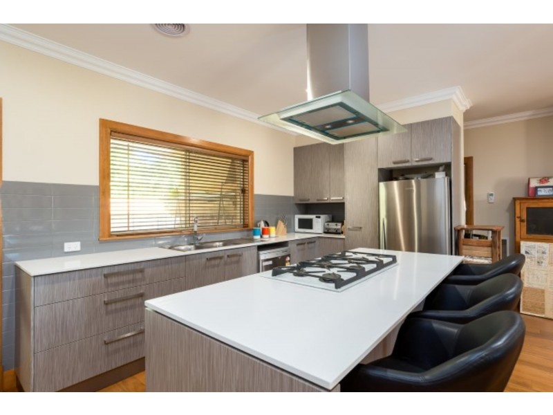 160  Riverside Avenue, Mildura VIC 3500