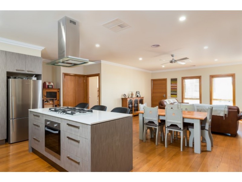 160  Riverside Avenue, Mildura VIC 3500