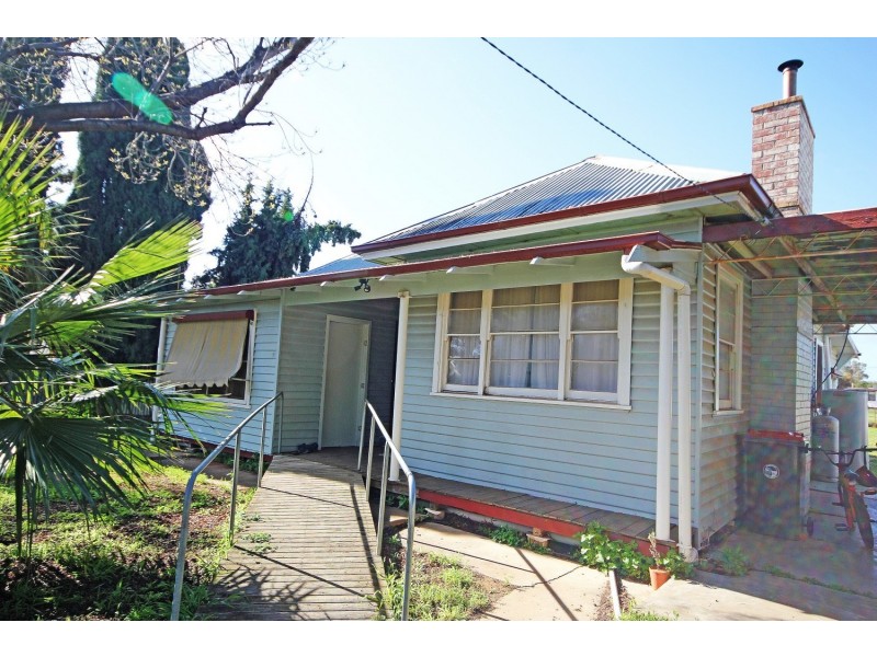 93 Mayall Street, Balranald NSW 2715