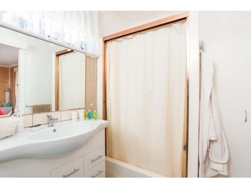 18 Acacia Drive, Mildura VIC 3500