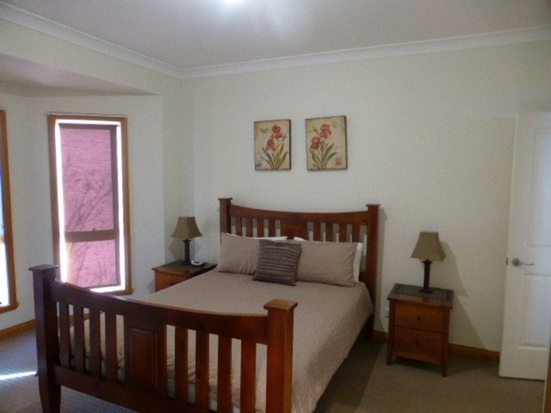 27 Bakogiannis Court, Mildura VIC 3500