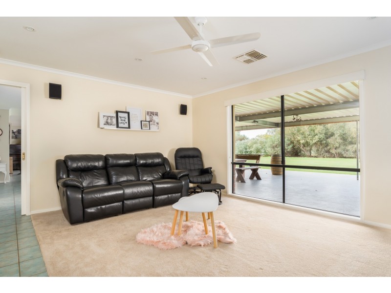 19 The Cobb & Co Way, Gol Gol NSW 2738