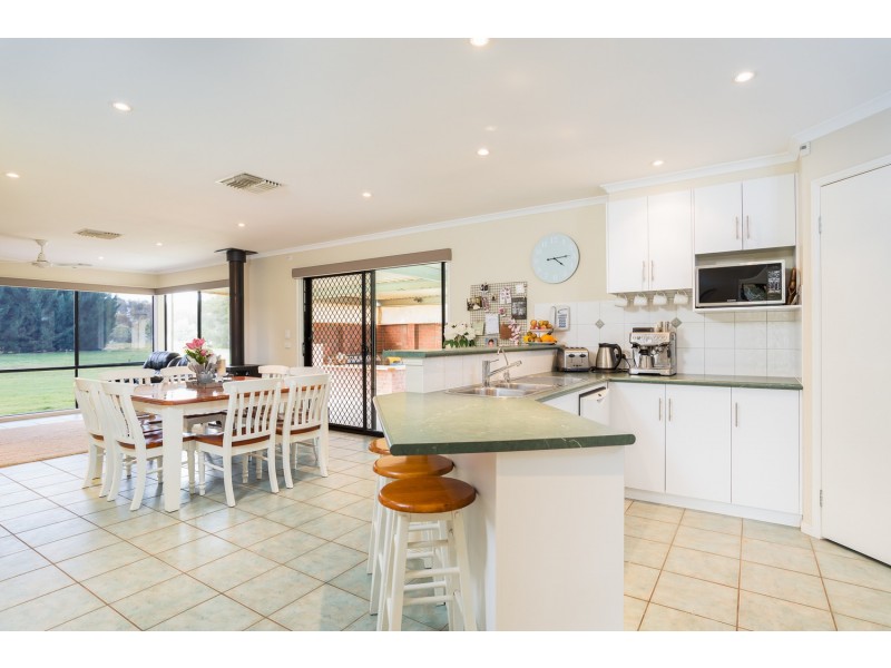 19 The Cobb & Co Way, Gol Gol NSW 2738