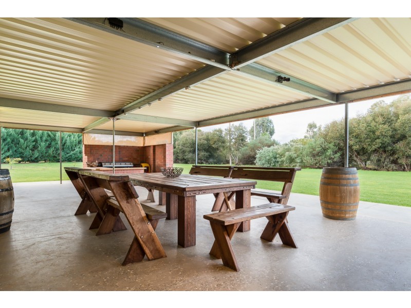 19 The Cobb & Co Way, Gol Gol NSW 2738