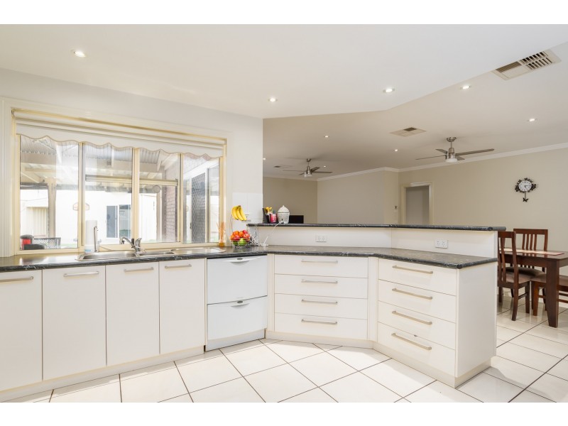 7 Sotiri Court, Mildura VIC 3500