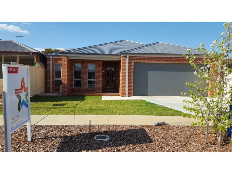 13 Kossman Court, Irymple VIC 3498