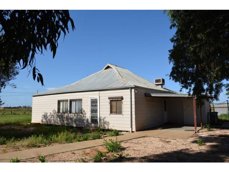 5 Kuhanez Road, Merbein South VIC 3505