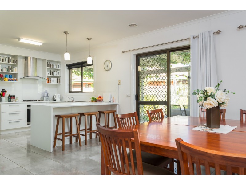 13 Dylan Court, Mildura VIC 3500