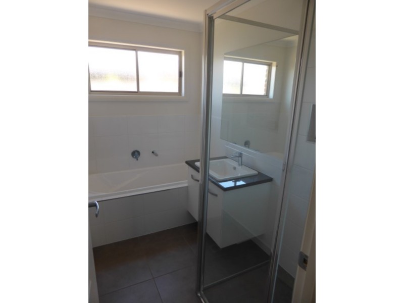 19 Ontario Park Drive, Mildura VIC 3500