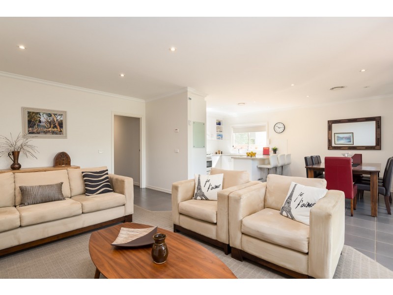 16 Wattle Avenue, Mildura VIC 3500