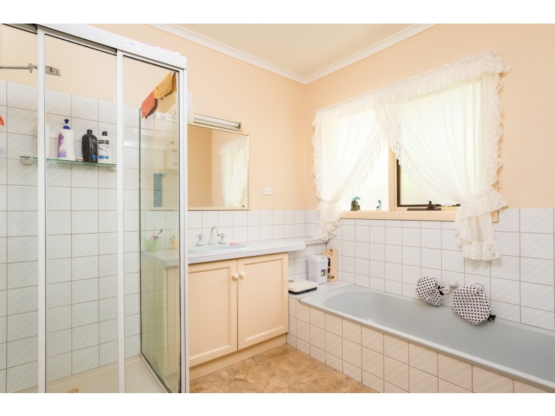 8 Massey Close, Mildura VIC 3500