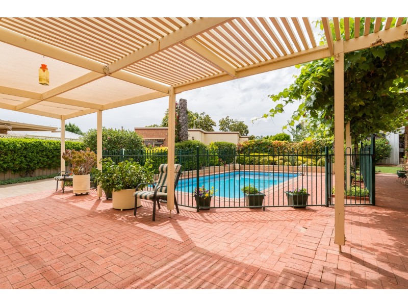 8 Massey Close, Mildura VIC 3500