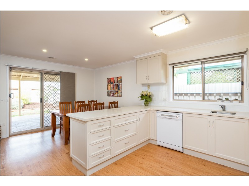 6 Evergreen Court, Mildura VIC 3500