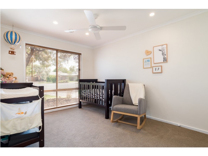 6 Evergreen Court, Mildura VIC 3500