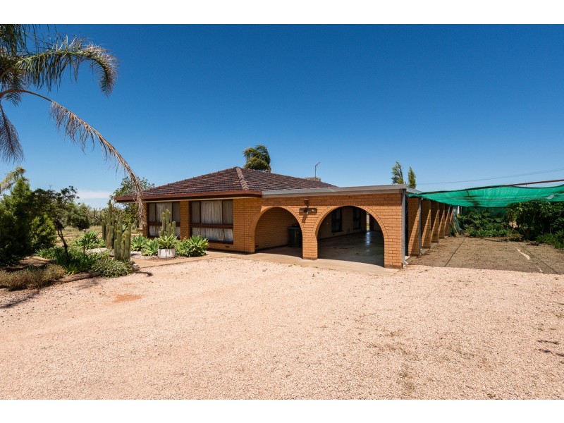 4 Tulloch Road, Red Cliffs VIC 3496