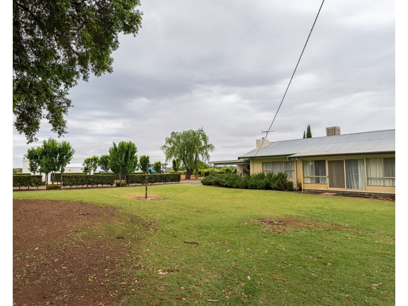 178 Arumpo Road, Buronga NSW 2739
