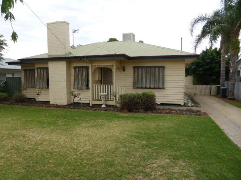110 Hawthorn Grove, Mildura VIC 3500