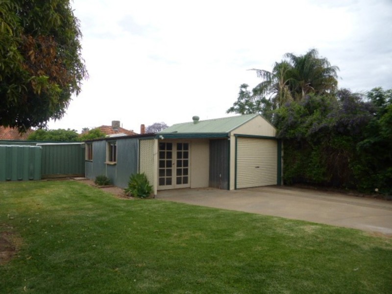 110 Hawthorn Grove, Mildura VIC 3500