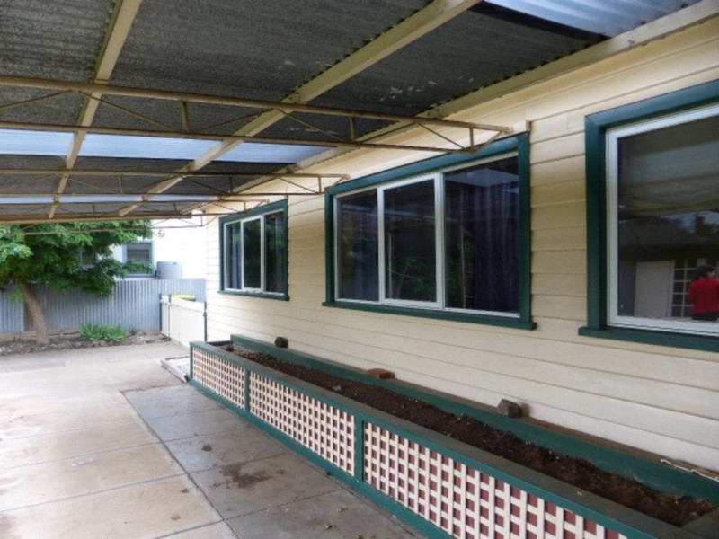 110 Hawthorn Grove, Mildura VIC 3500