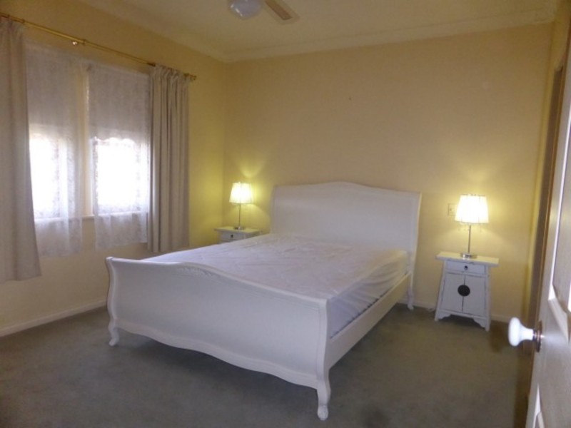 16 Ribarits Court, Mildura VIC 3500