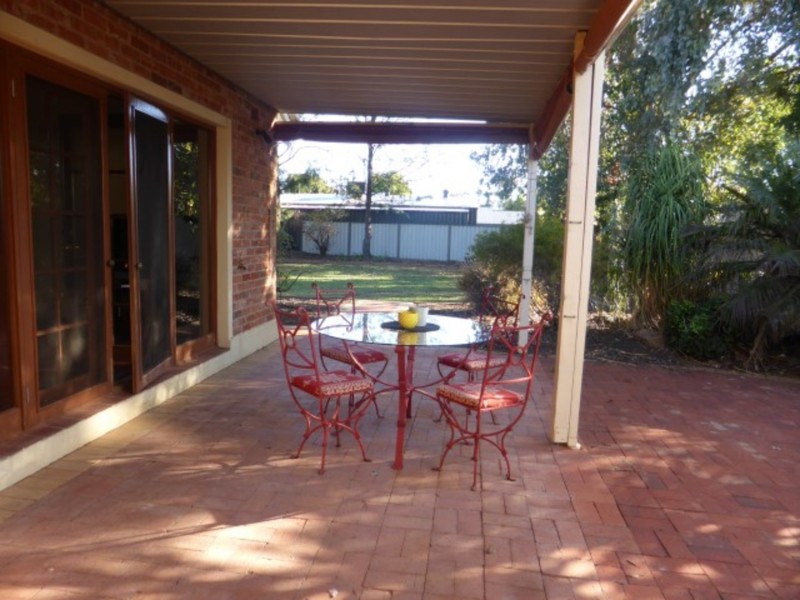 16 Ribarits Court, Mildura VIC 3500