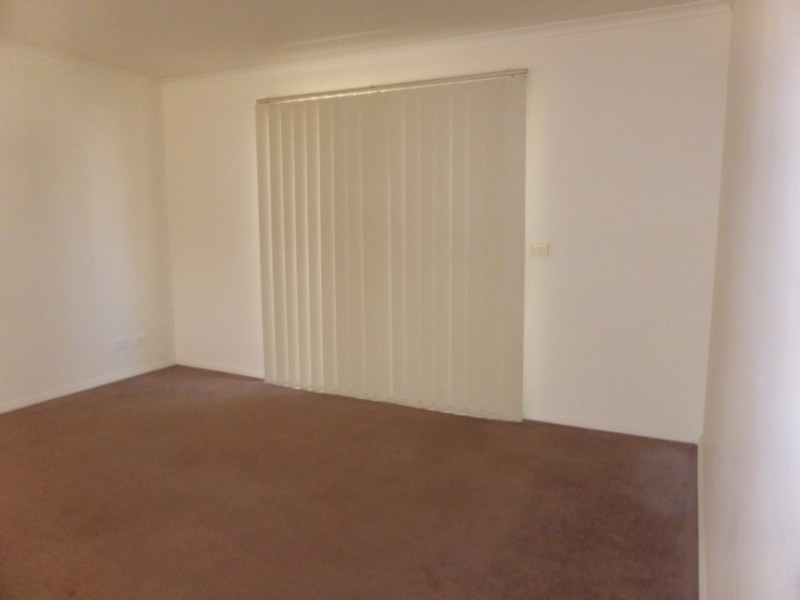 2/180 Pitman Avenue, Buronga NSW 2739