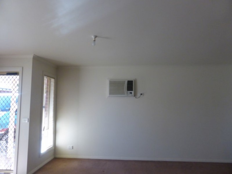 2/180 Pitman Avenue, Buronga NSW 2739