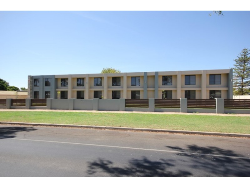 1-16/246-248 Eighth Street, Mildura VIC 3500