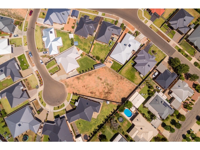 4 Miles Court, Mildura VIC 3500