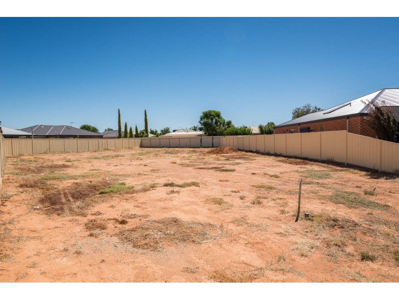 4 Miles Court, Mildura VIC 3500