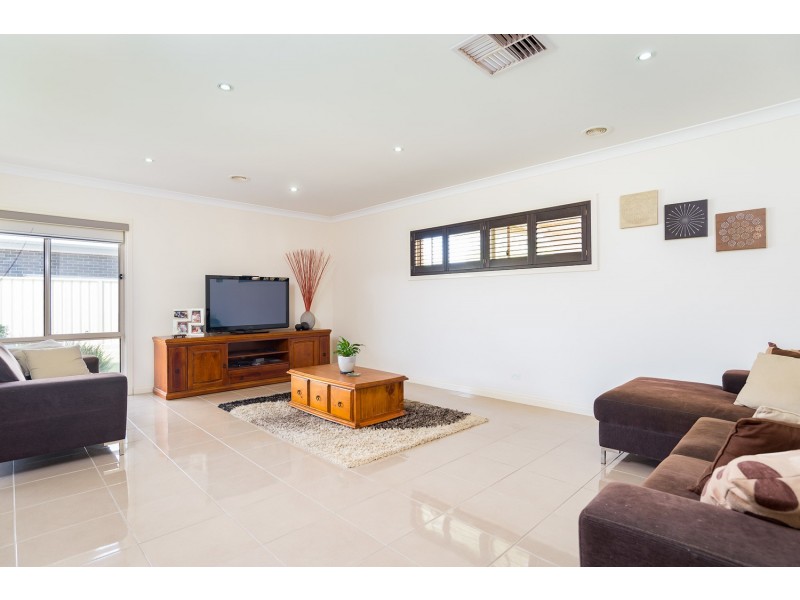 10 Nicholas Avenue, Mildura VIC 3500